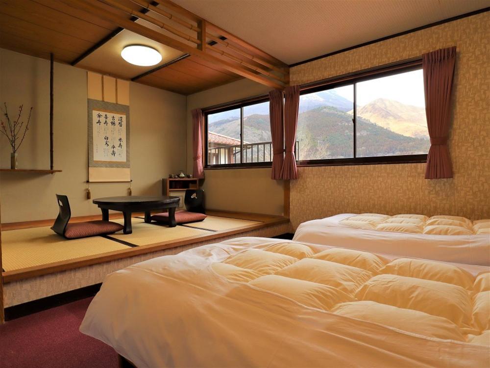 Ryokan Hikarinoie Yufu Exterior photo